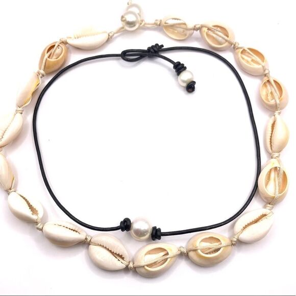 Set of 2 Natural cowrie shell and black cord necklace set - Picture 1 of 5